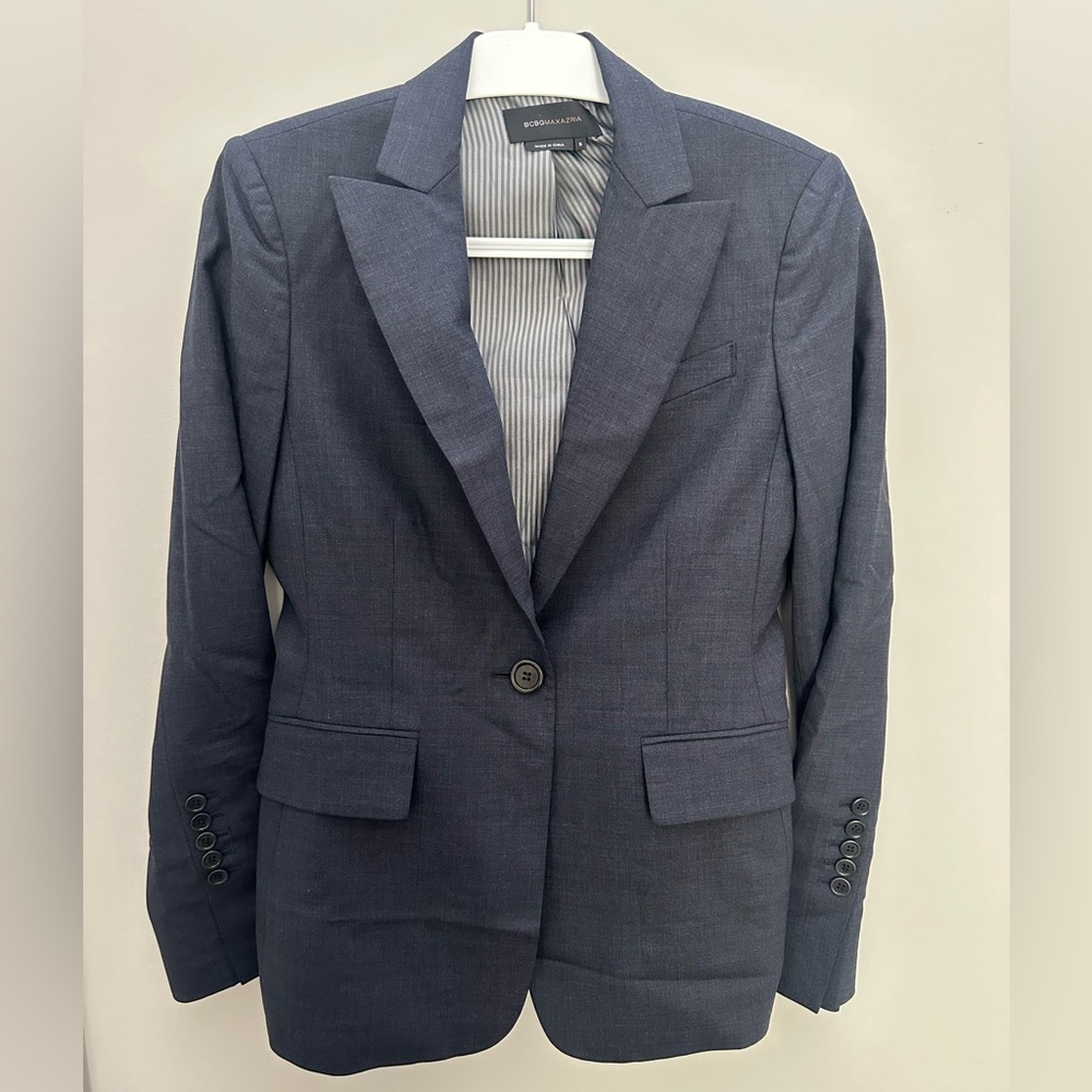 BCBG Body Contouring Navy Blazer